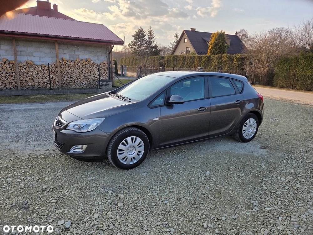 Opel Astra 1.4 T Essentia - 3