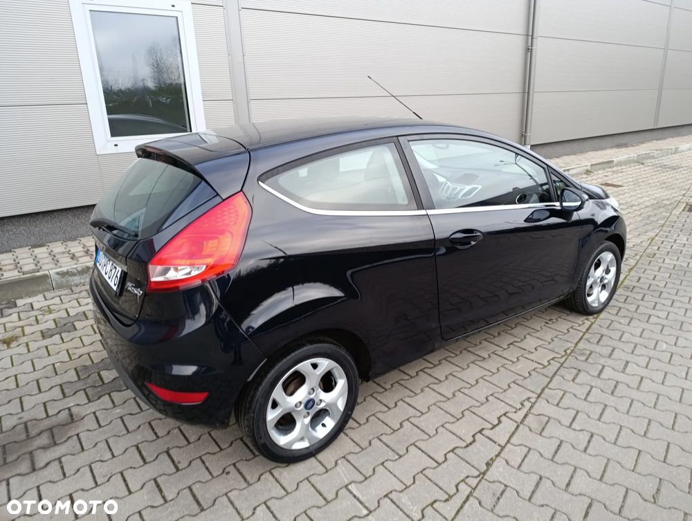Ford Fiesta 1.25 Titanium - 39