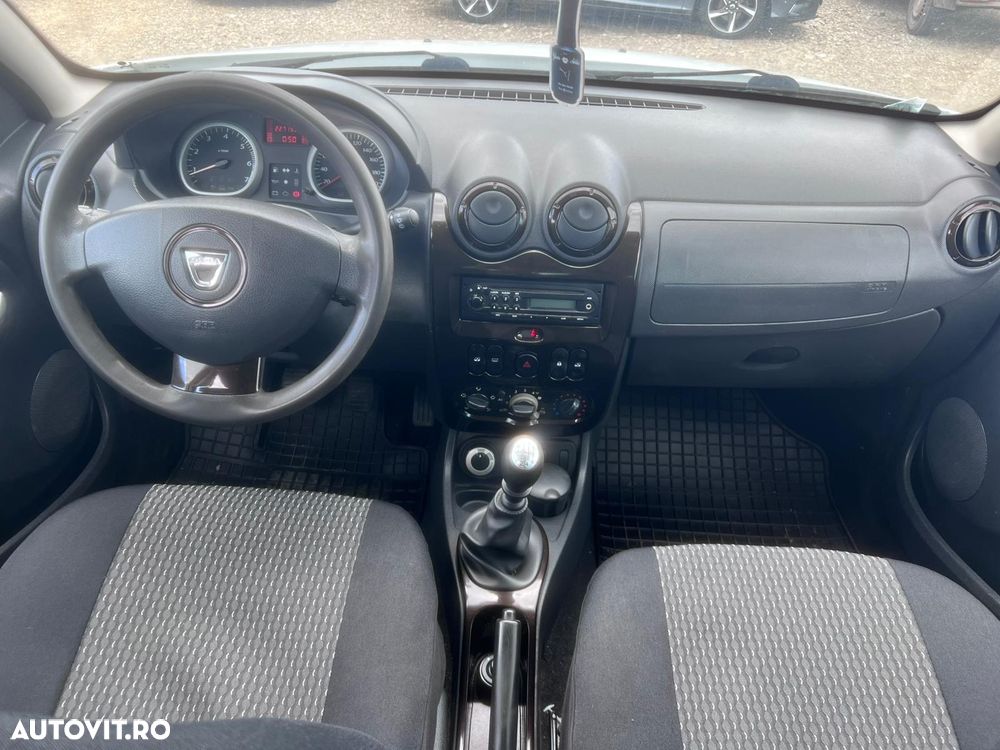 Dacia Duster 1.5 dCi 4x4 Laureate - 6