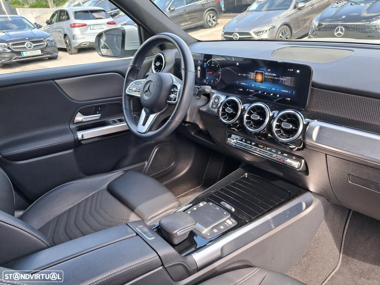 Mercedes-Benz GLB 180 d Progressive - 14