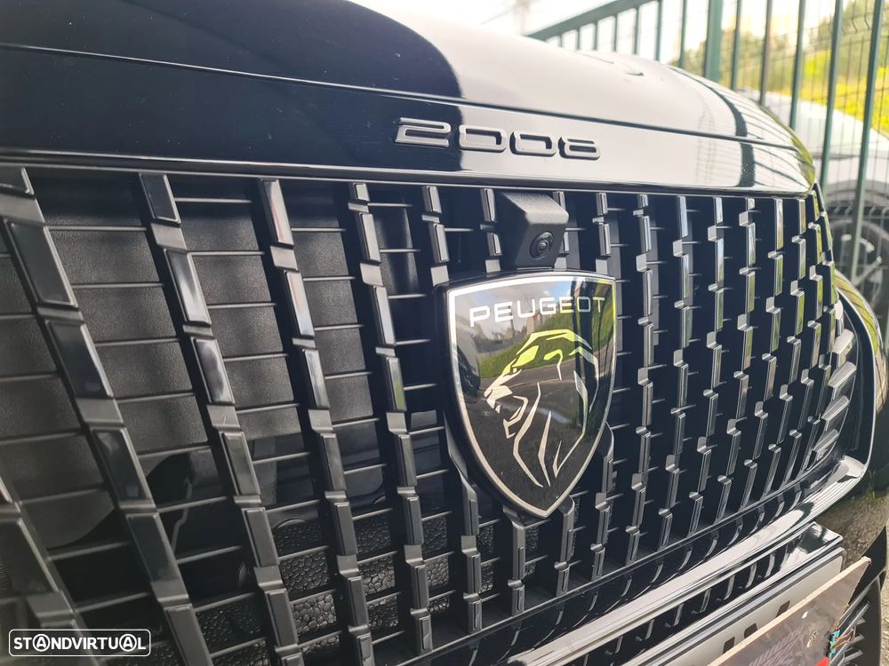 Peugeot 2008 1.2 PureTech Allure Pack - 13