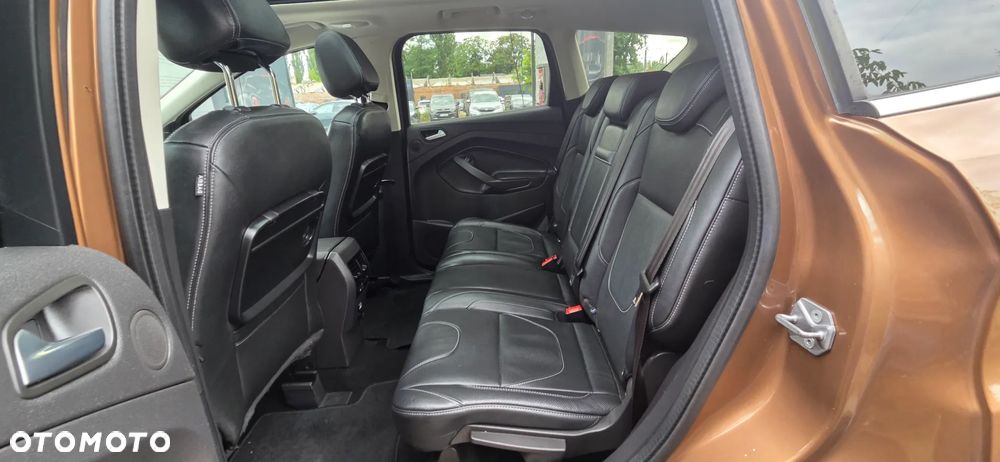 Ford Kuga 2.0 TDCi 2x4 Titanium - 31