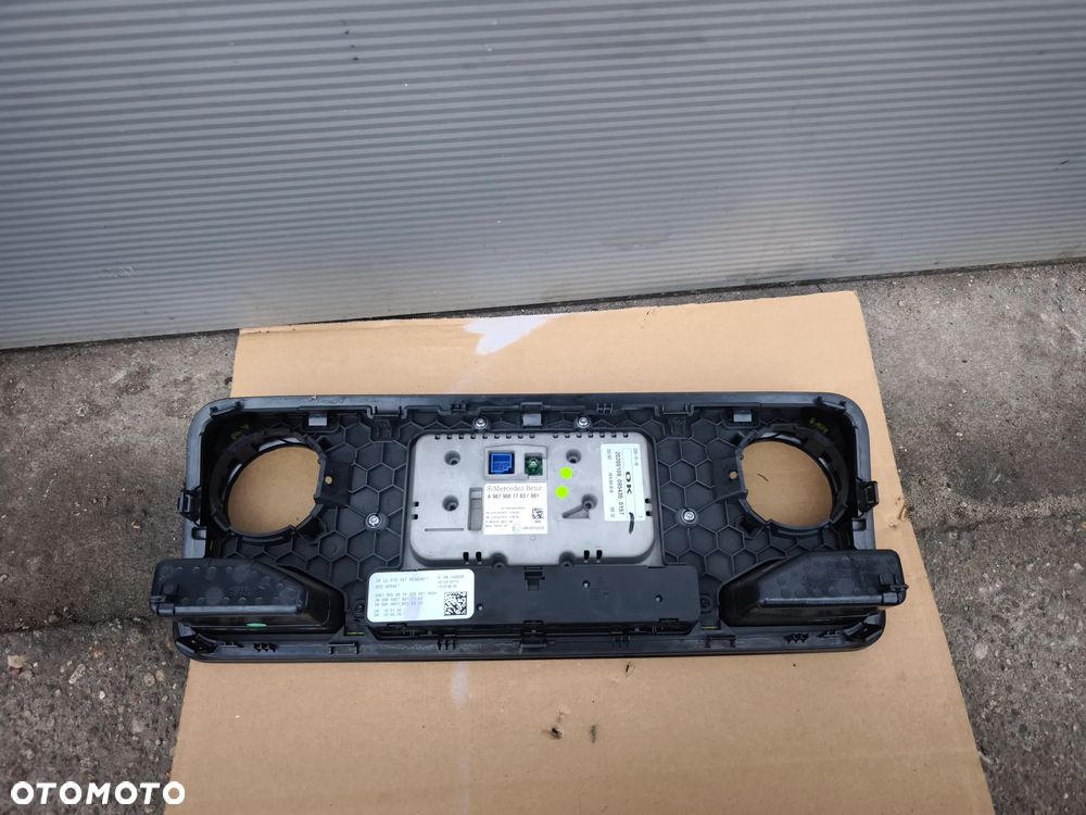 Wyświetlacz ekran radio A9079001703 Mercedes-Benz Sprinter w907 2018- - 5
