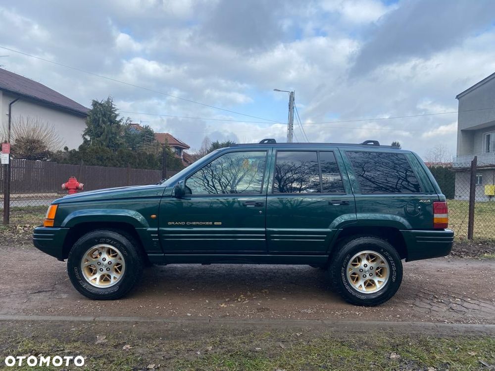 Jeep Grand Cherokee - 13