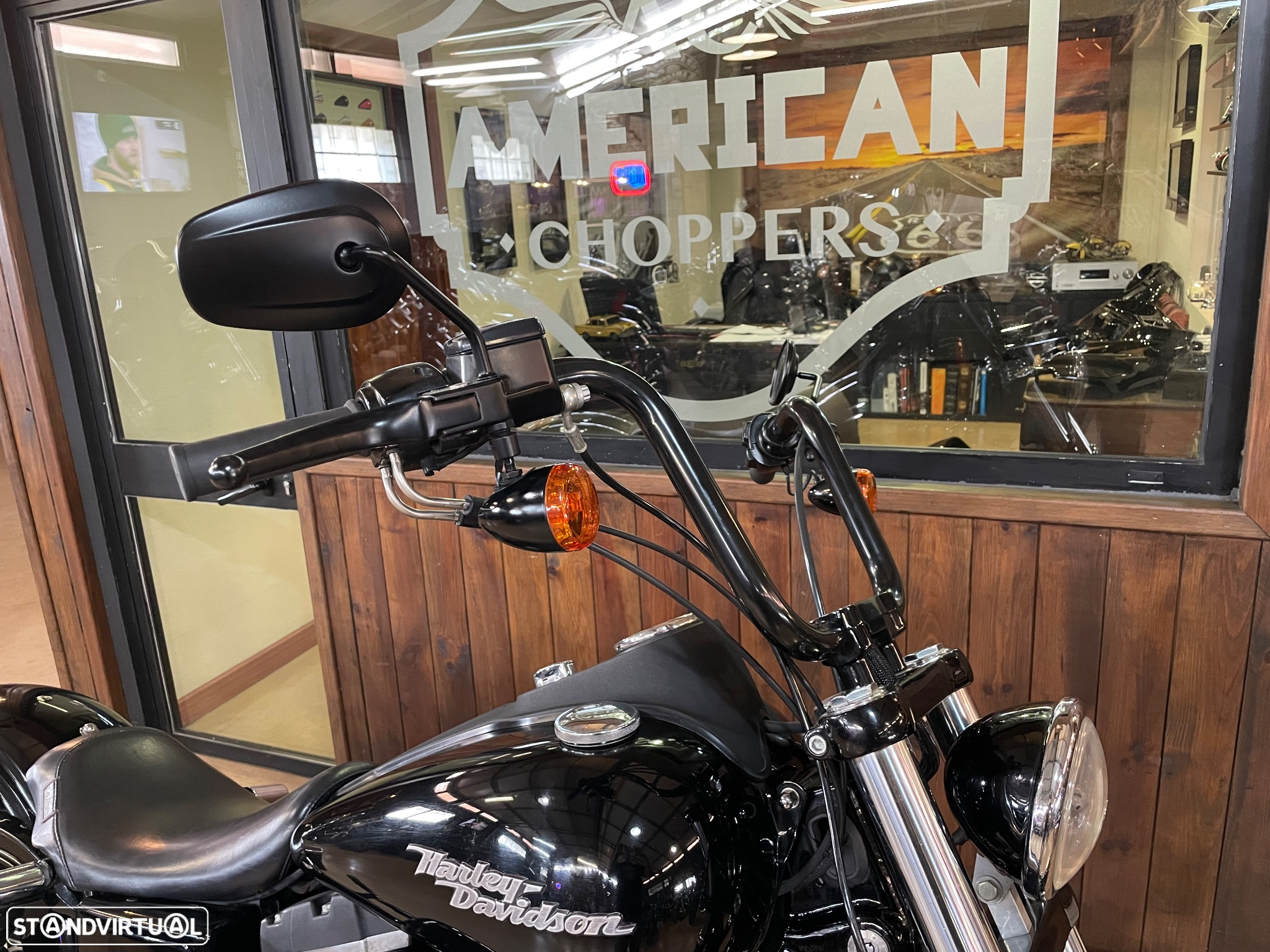 Harley-Davidson Dyna Street Bob 103ci - 4