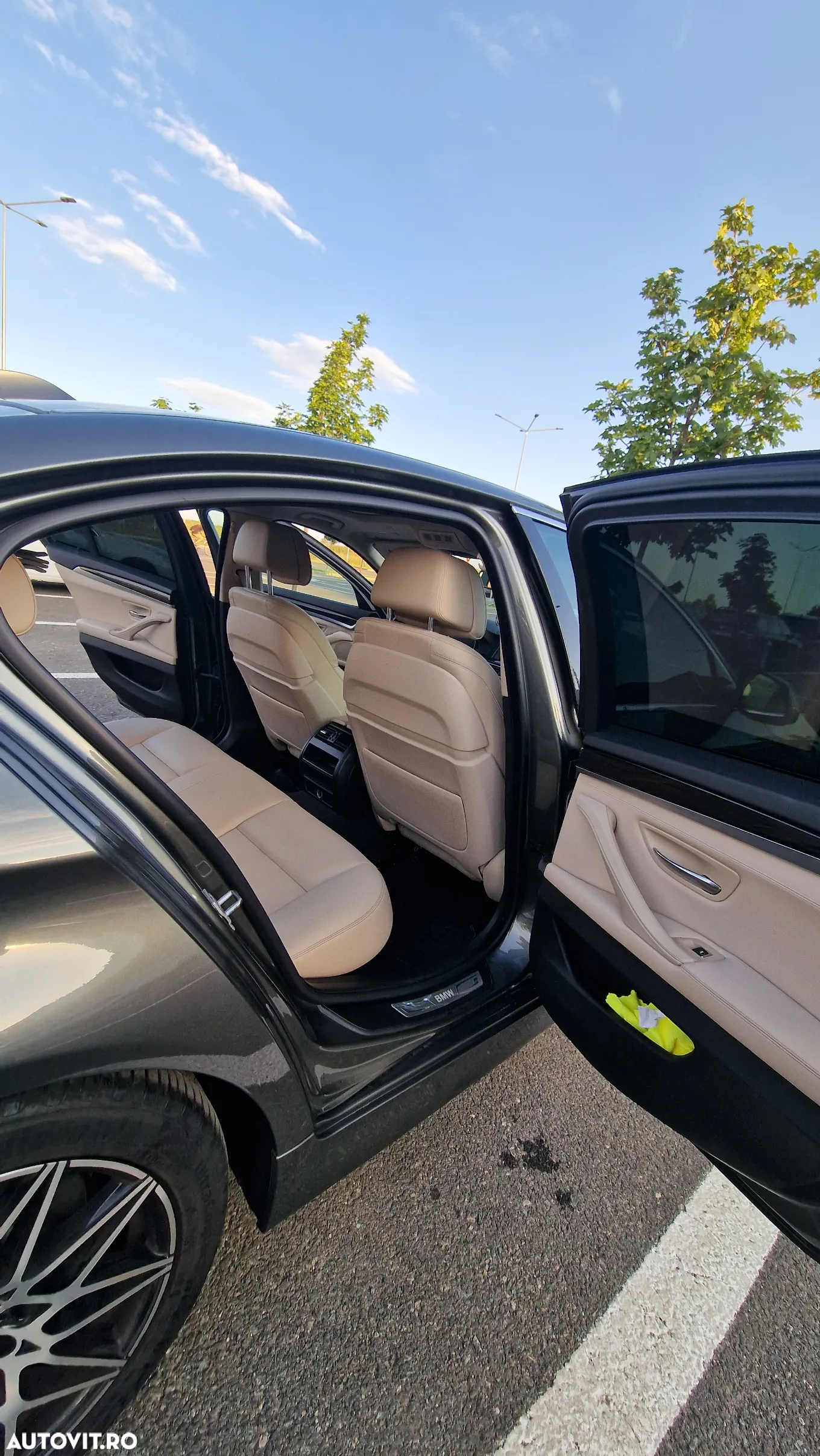 BMW Seria 5 530d xDrive - 2