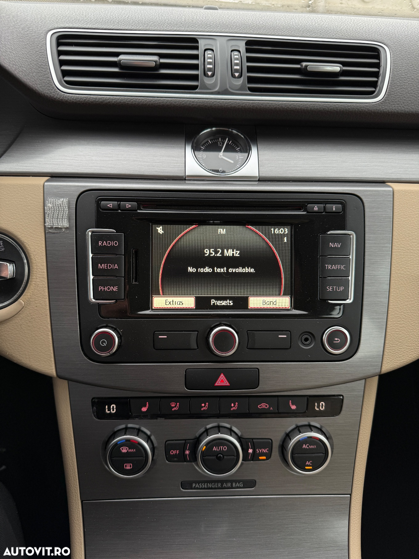 Volkswagen Passat Variant 2.0 TDI 4Motion BlueMotion Technology Business Edition - 9