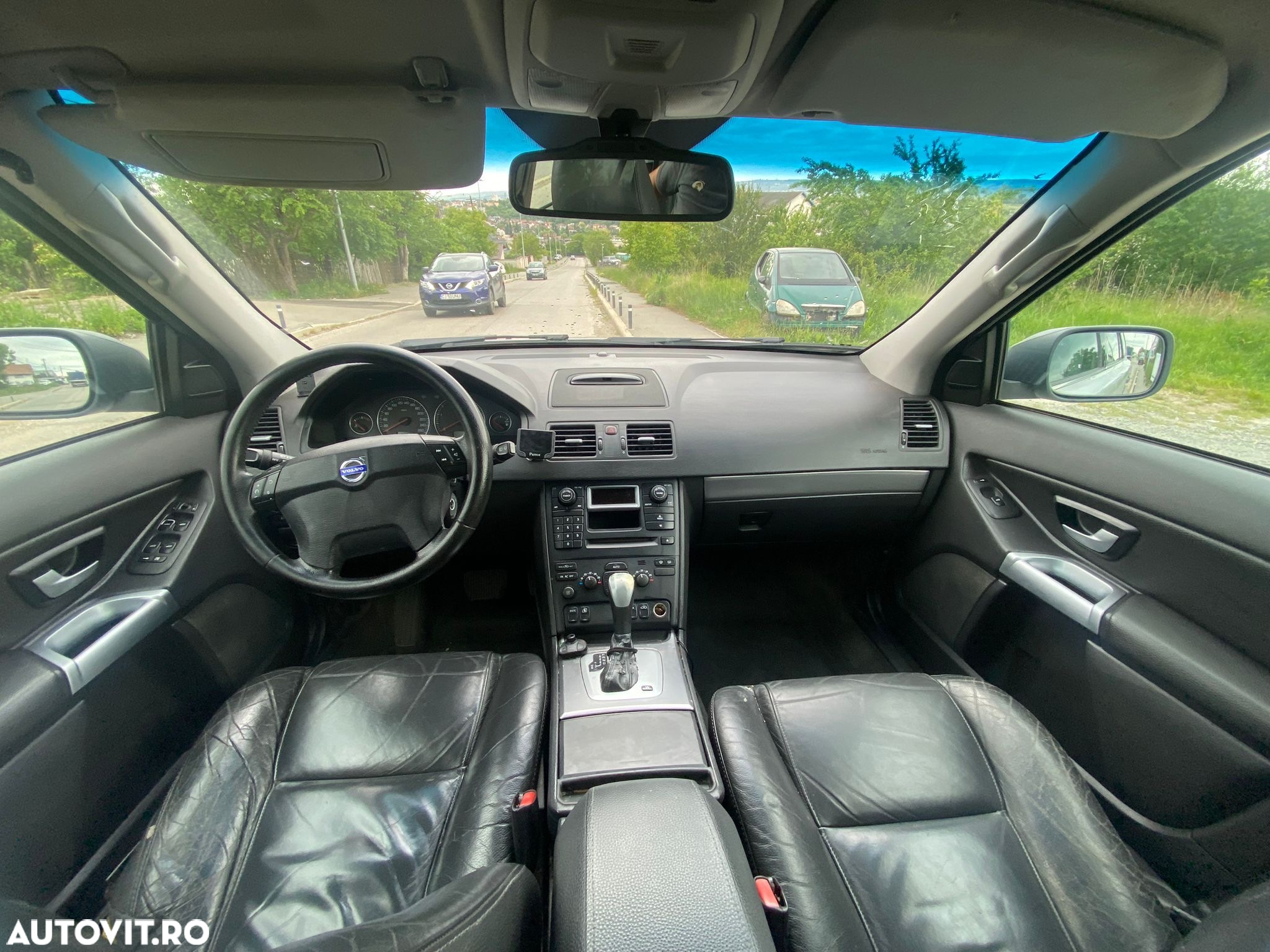 Volvo XC 90 2.4 D Aut. 7 locuri - 9