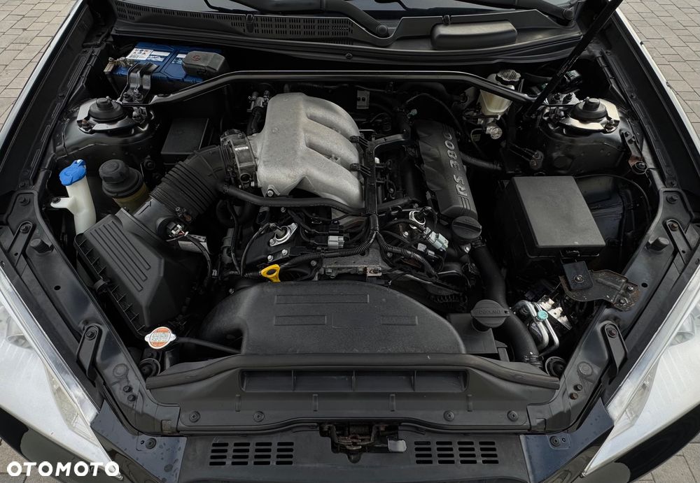 Hyundai Genesis Coupe 3.8 V6 Automatik - 34