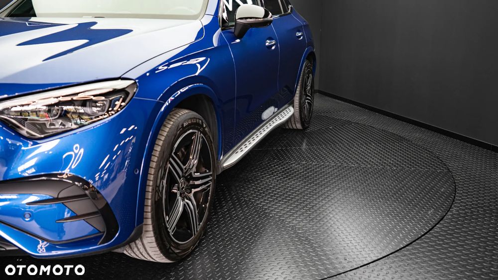 Mercedes-Benz GLC - 13