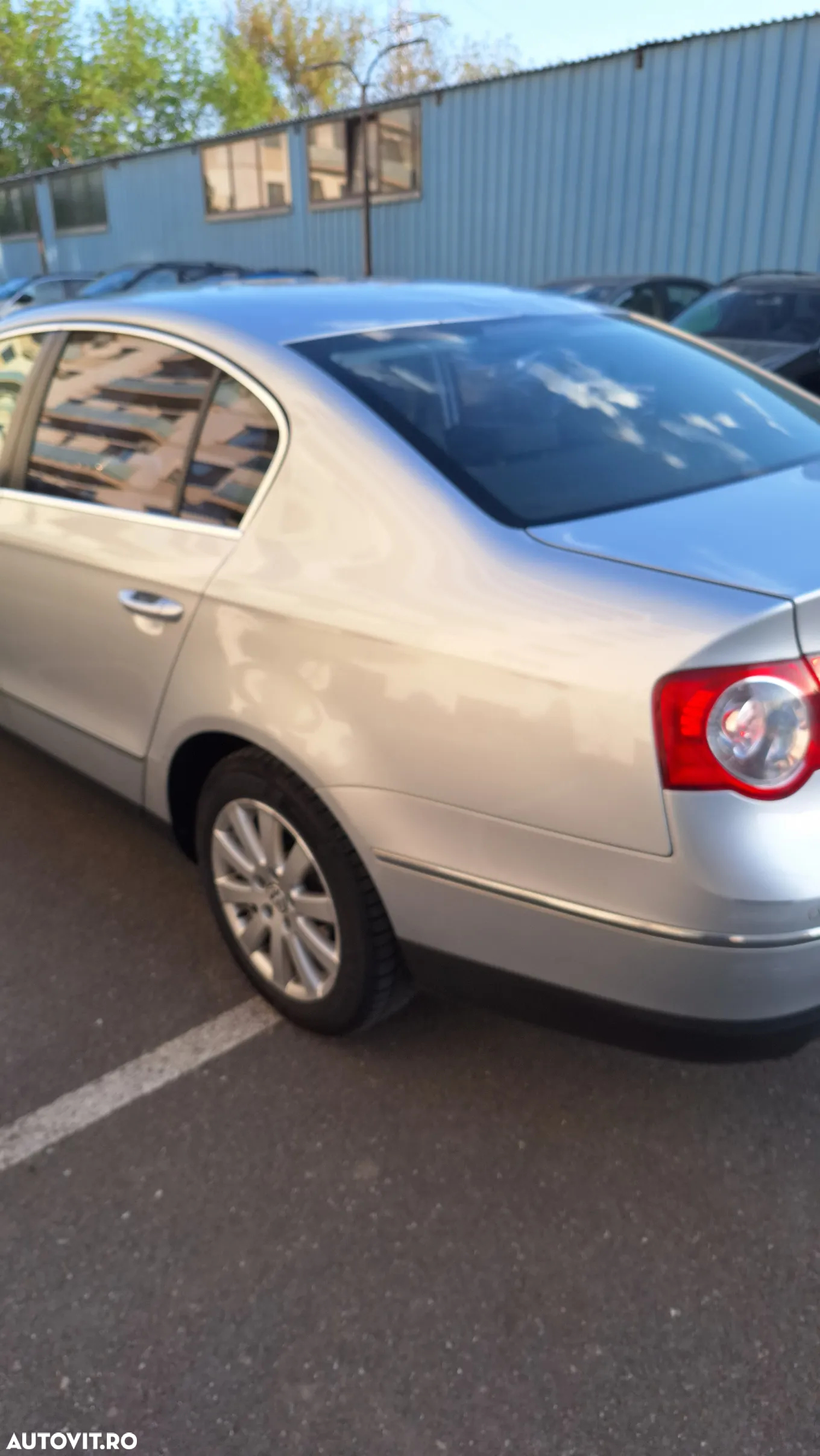 Volkswagen Passat 1.6 TDI BlueMotion - 27