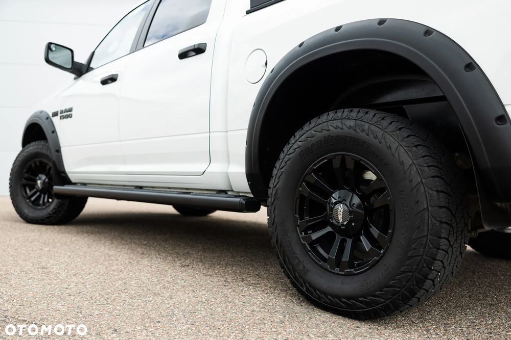 RAM 1500 - 12