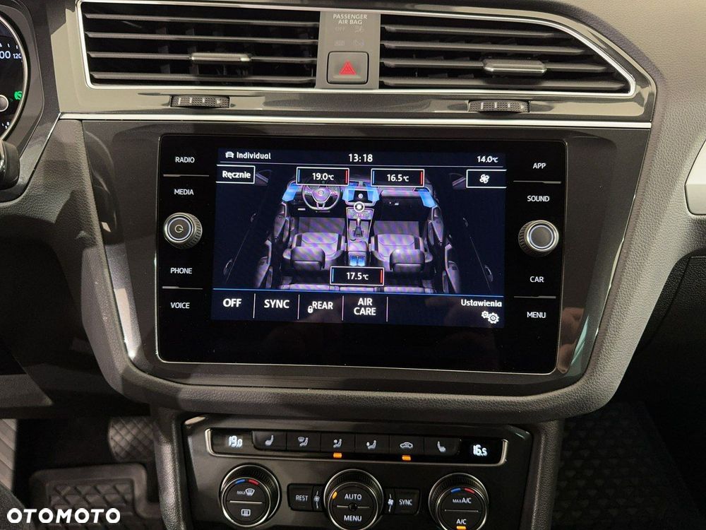 Volkswagen Tiguan - 24
