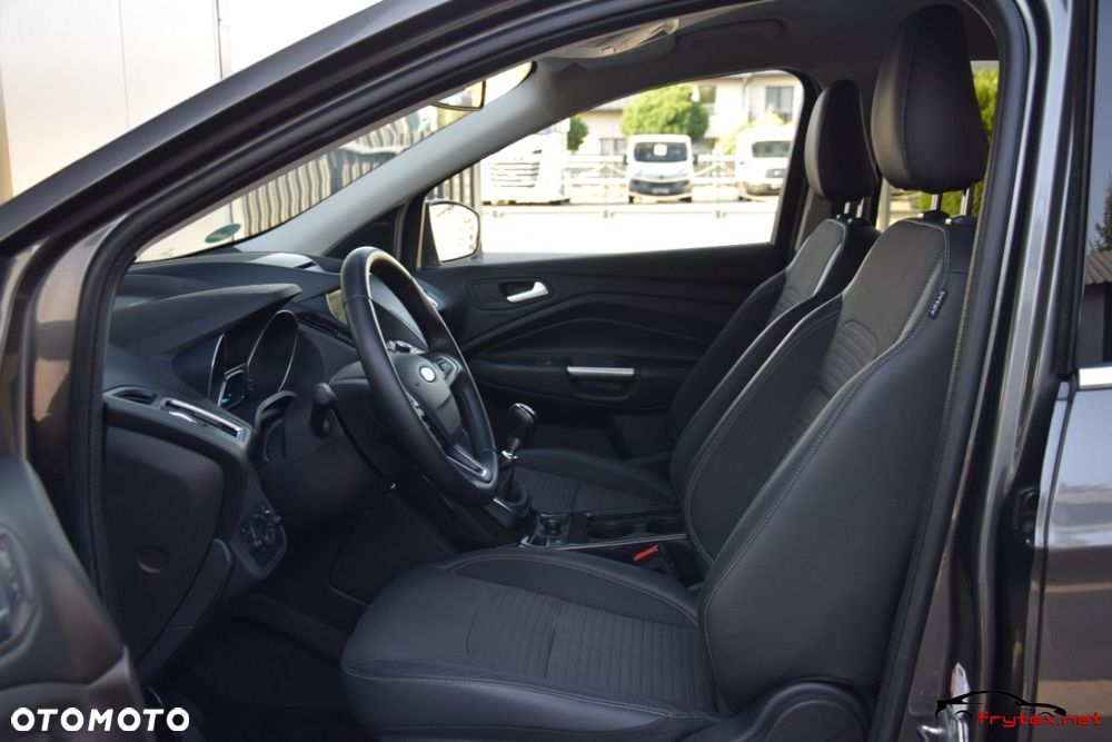 Ford Kuga - 17