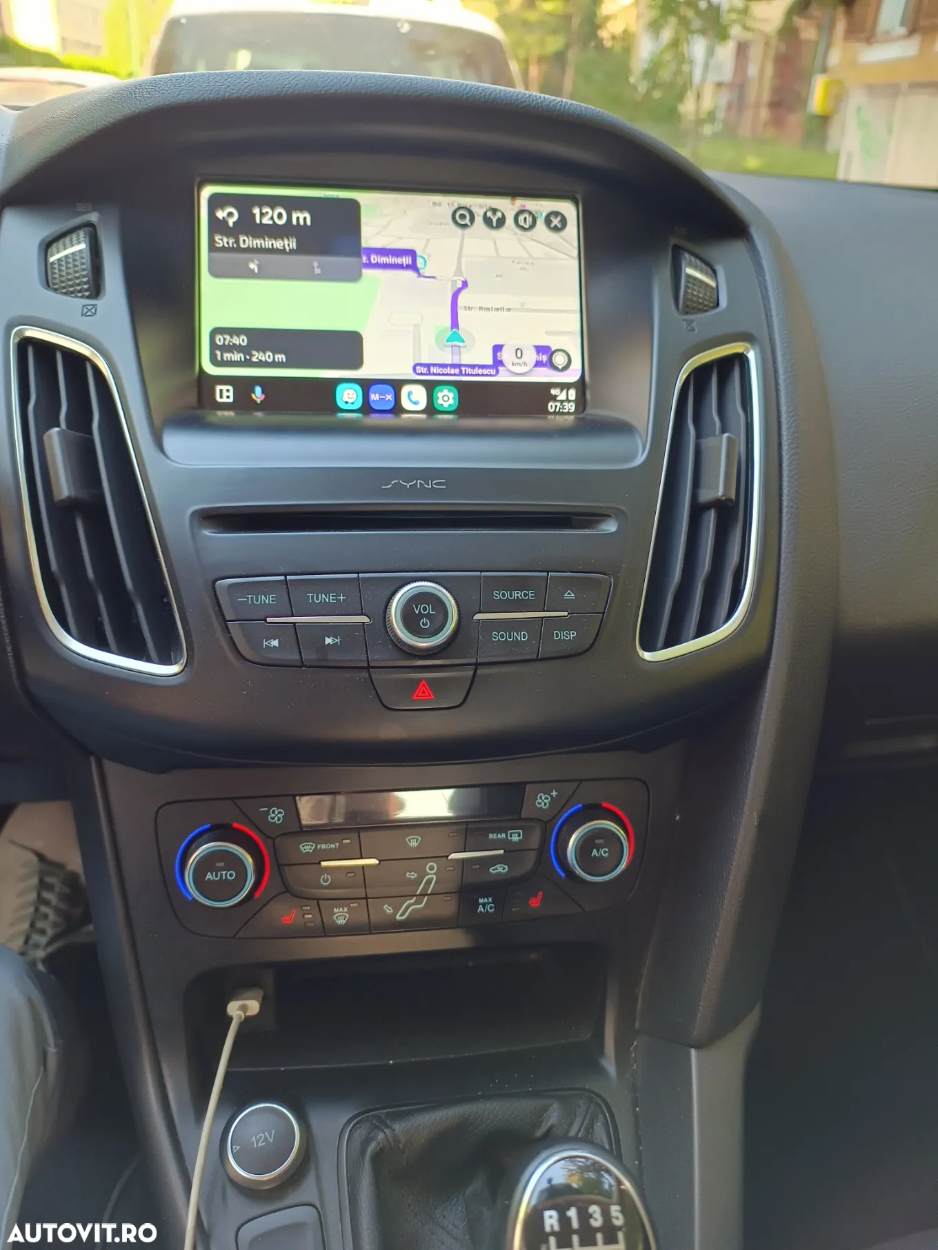 Ford Focus 1.5 Ecoboost Trend - 6