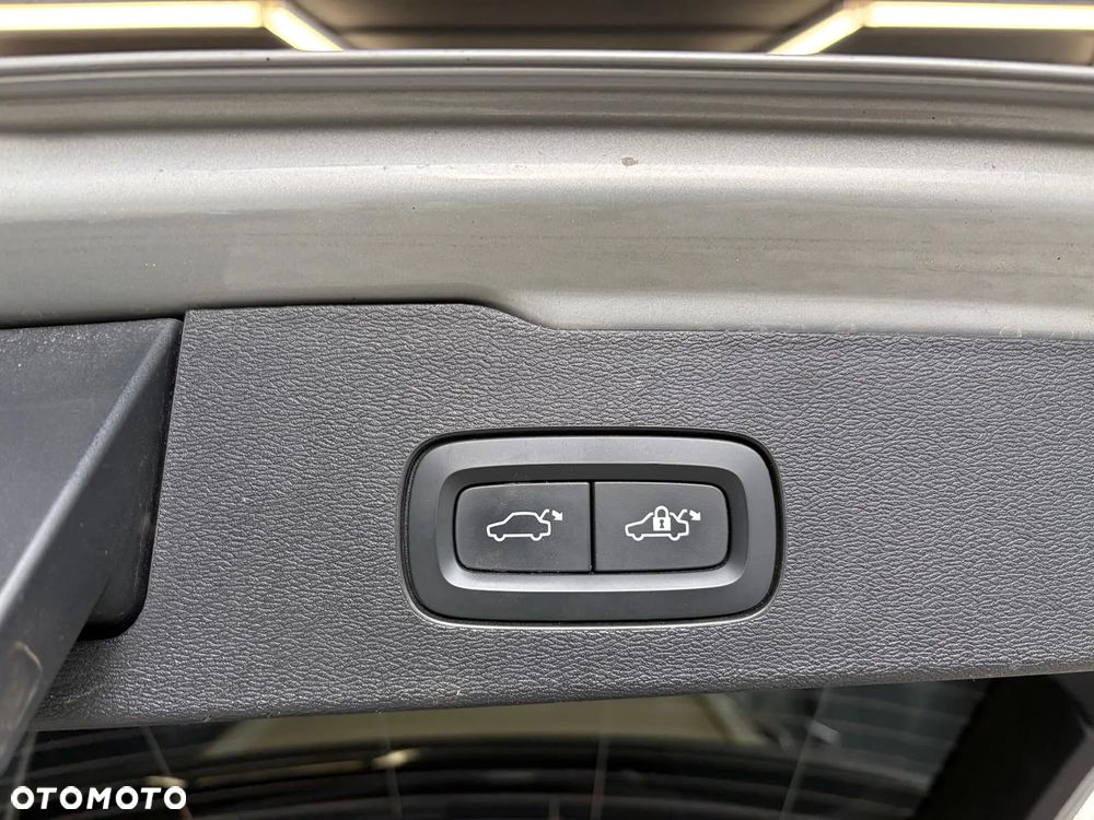 Volvo V60 B3 B Plus Bright - 21