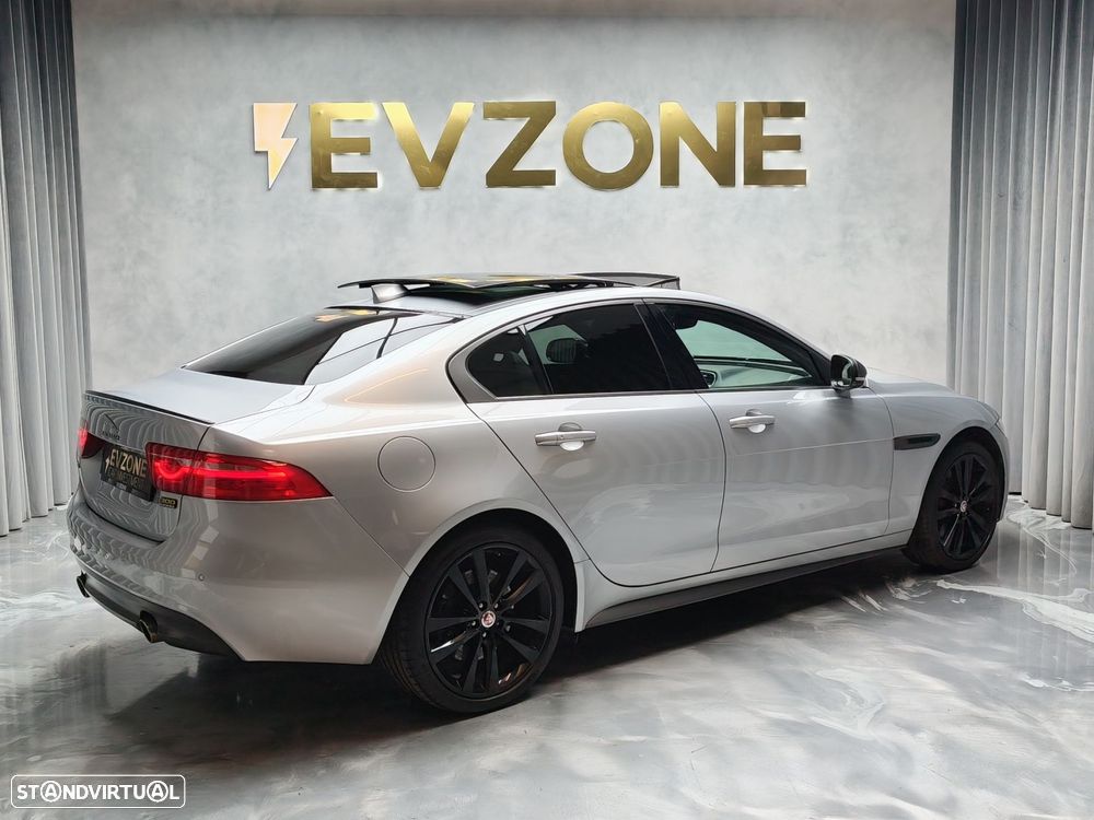 Jaguar XE P300 AWD Aut. Sport - 7