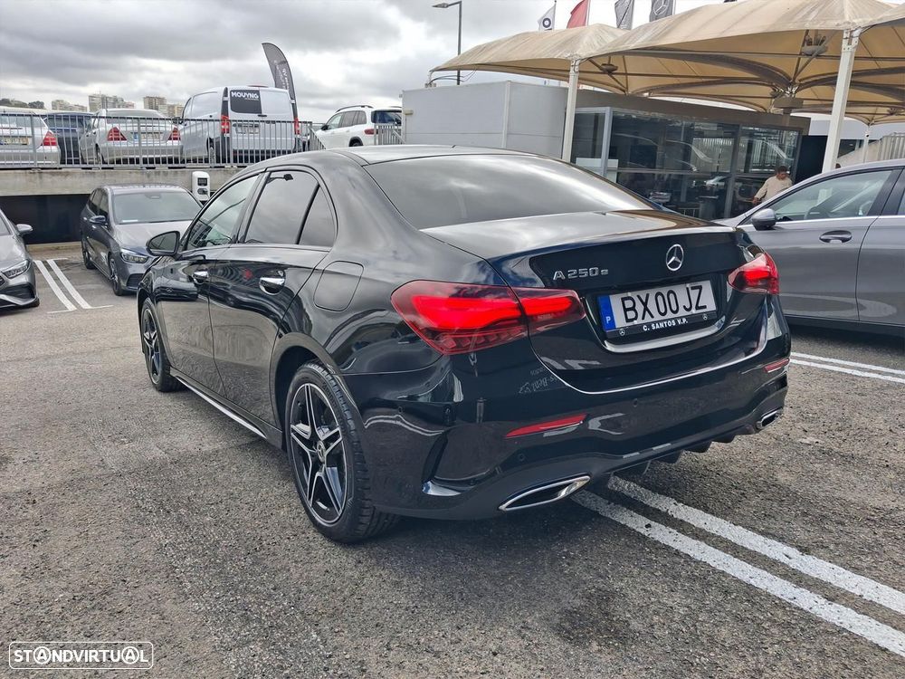 Mercedes-Benz A 250 Limousine - 7