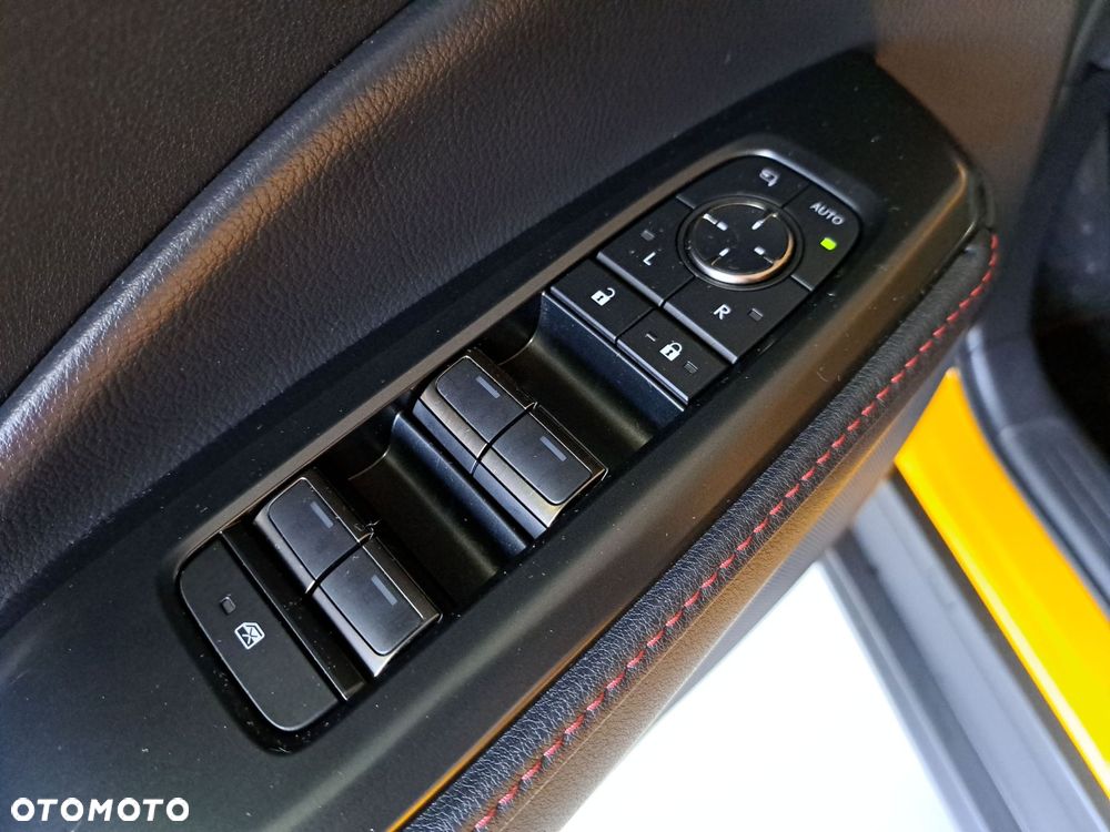 Lexus LBX 1.5 Hybrid Emotion - 34