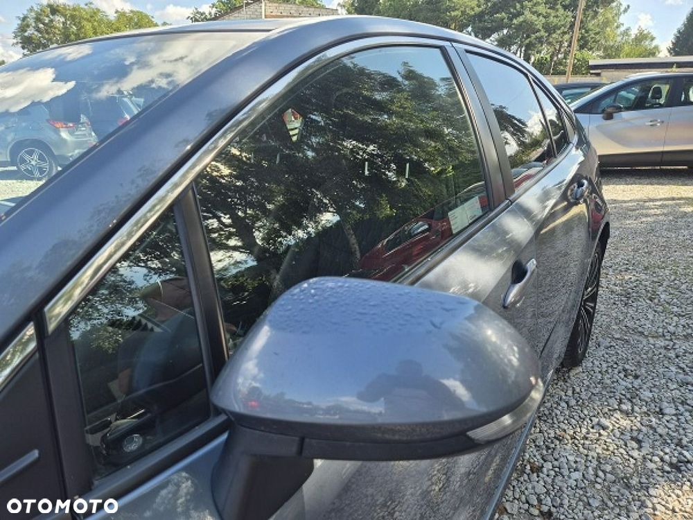 Toyota Corolla - 12