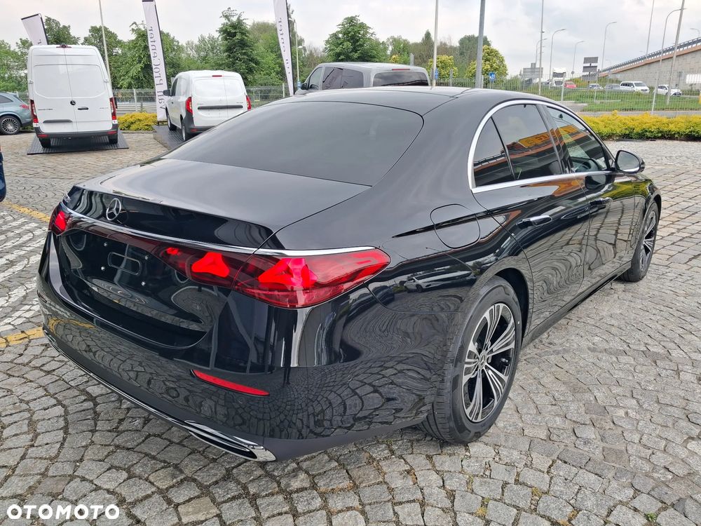 Mercedes-Benz Klasa E 220 d mHEV Avantgarde 9G-Tronic - 7