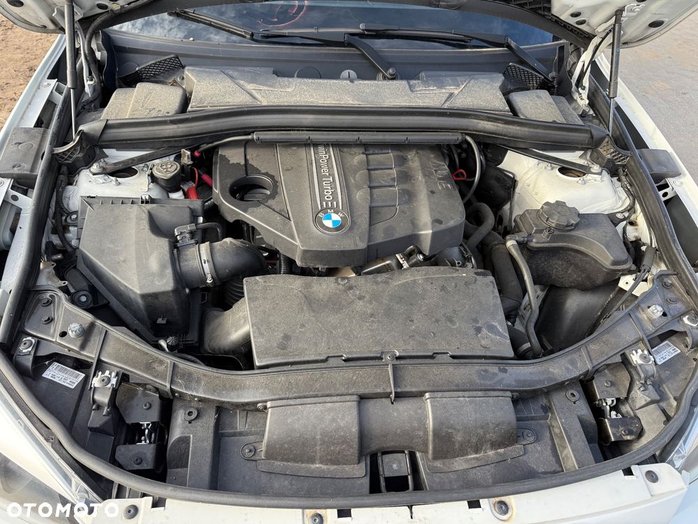 BMW X1 sDrive16d xLine - 20