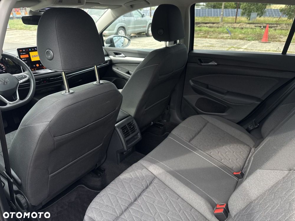 Volkswagen Golf 1.5 eTSI mHEV Life DSG - 31