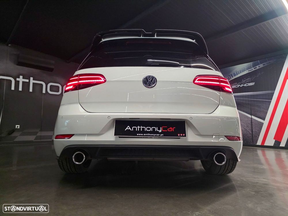 VW Golf 2.0 TSI GTI DSG Performance - 36