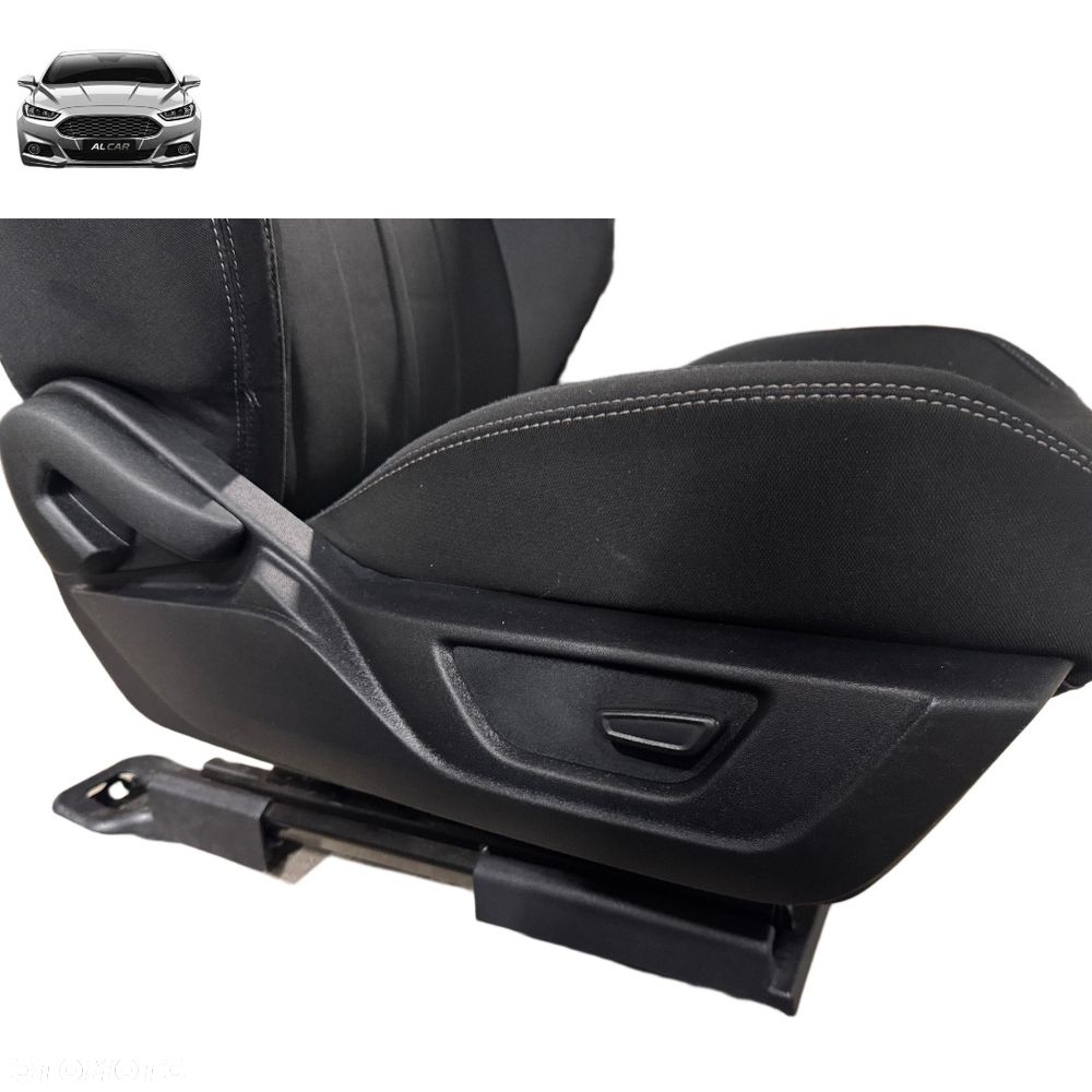 FOTELE TAPICERKA WNĘTRZE MATERIAŁ BIAŁA NITKA FORD MUSTANG MK6 LIFT 17-23 - 9