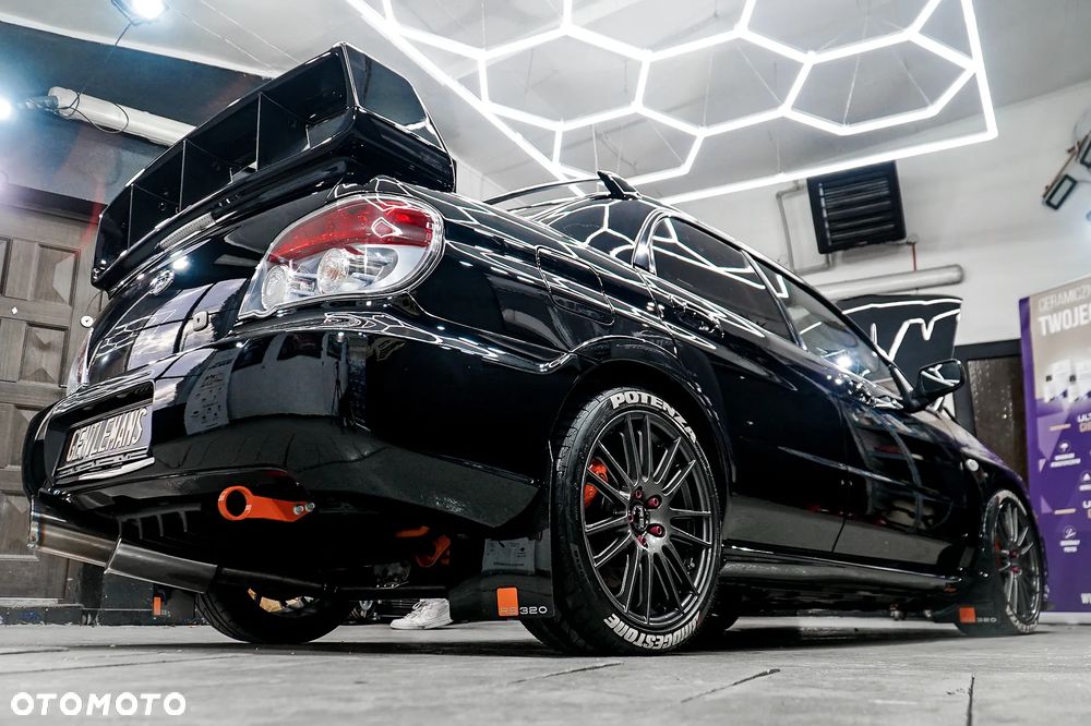 Subaru Impreza 2.5 STI - 11