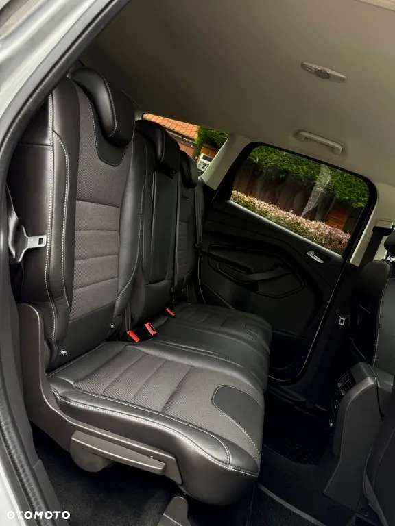 Ford Kuga 2.0 TDCi 4WD Titanium - 33