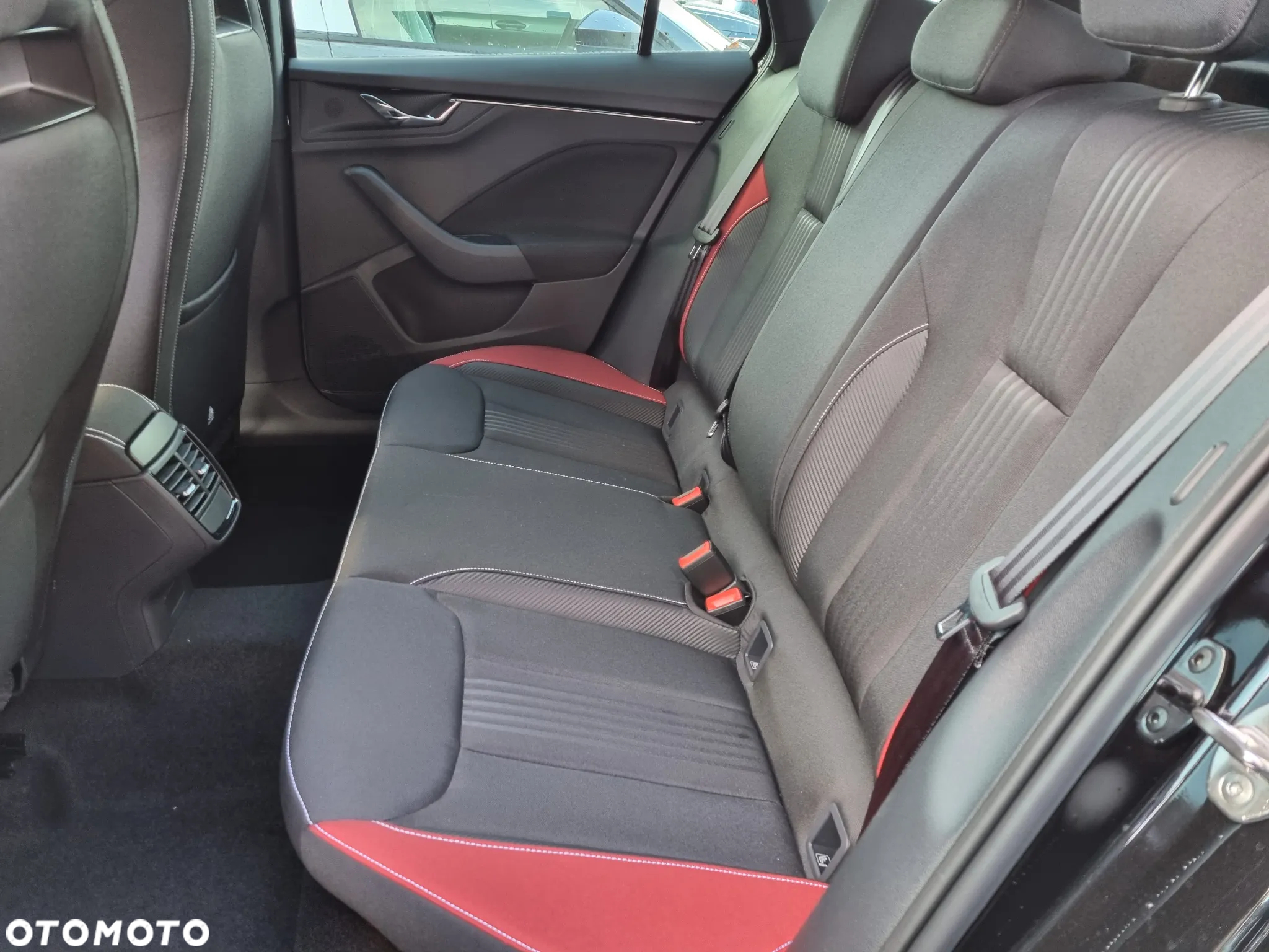 Skoda Kamiq 1.5 TSI Monte Carlo DSG - 16