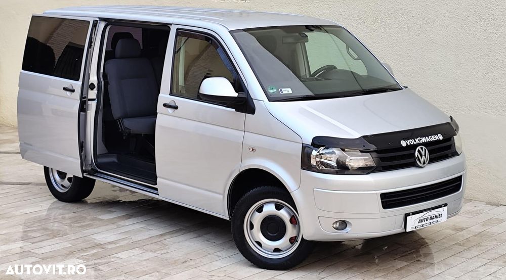 Volkswagen Caravelle - 14