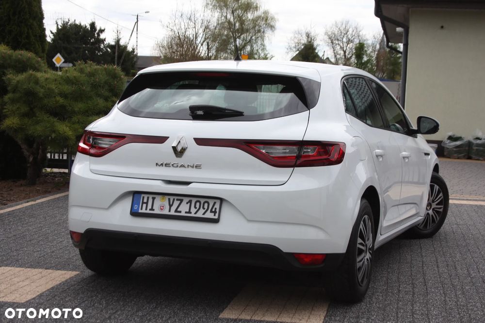 Renault Megane ENERGY TCe 100 LIMITED - 29