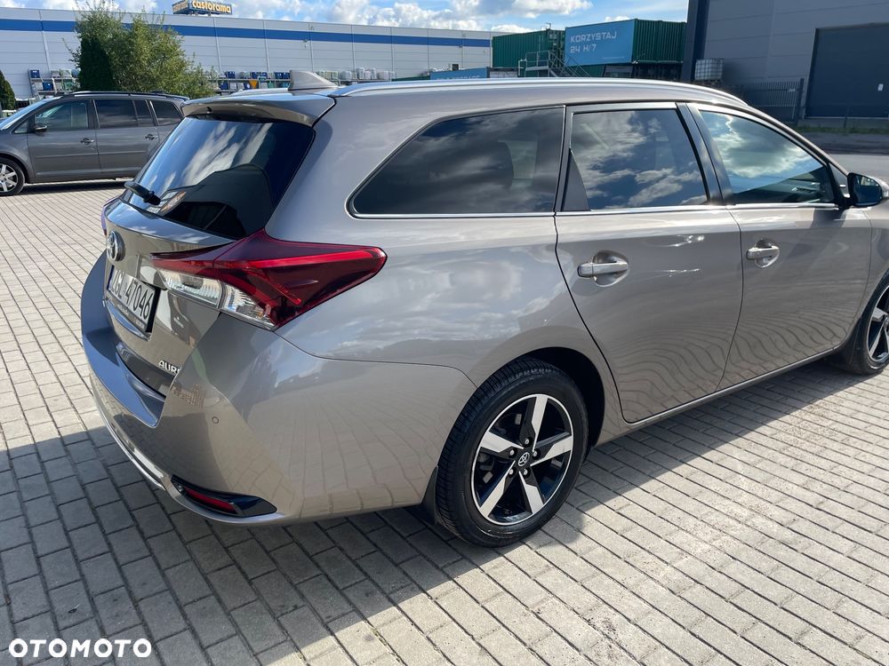 Toyota Auris 1.2 T Premium - 9