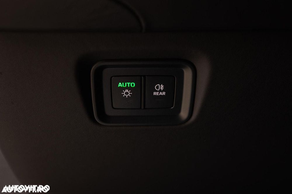 Porsche Cayenne Coupe - 34