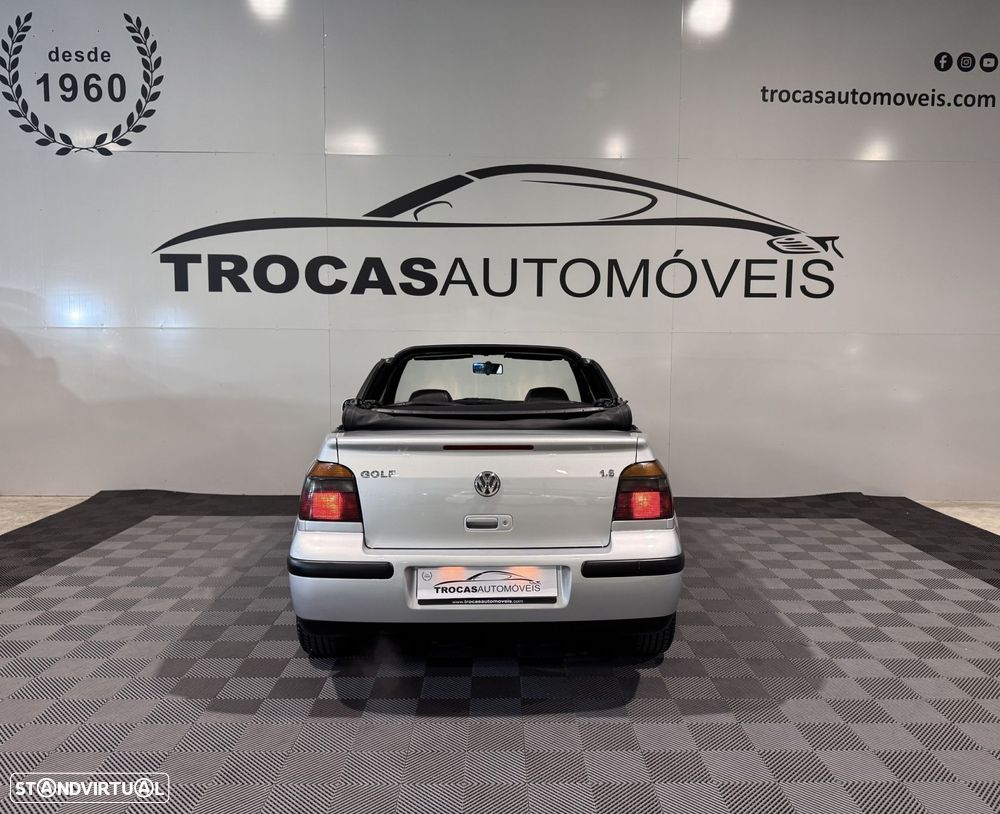 VW Golf Cabriolet 1.6 Highline - 42