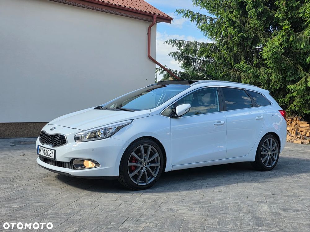 Kia Ceed 1.6 CRDi 128 Platinum Edition - 28
