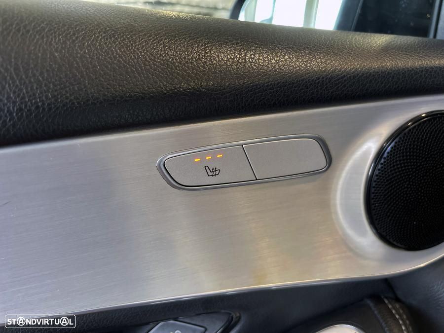 Mercedes-Benz GLC 300 de 4Matic 9G-TRONIC AMG Line - 32