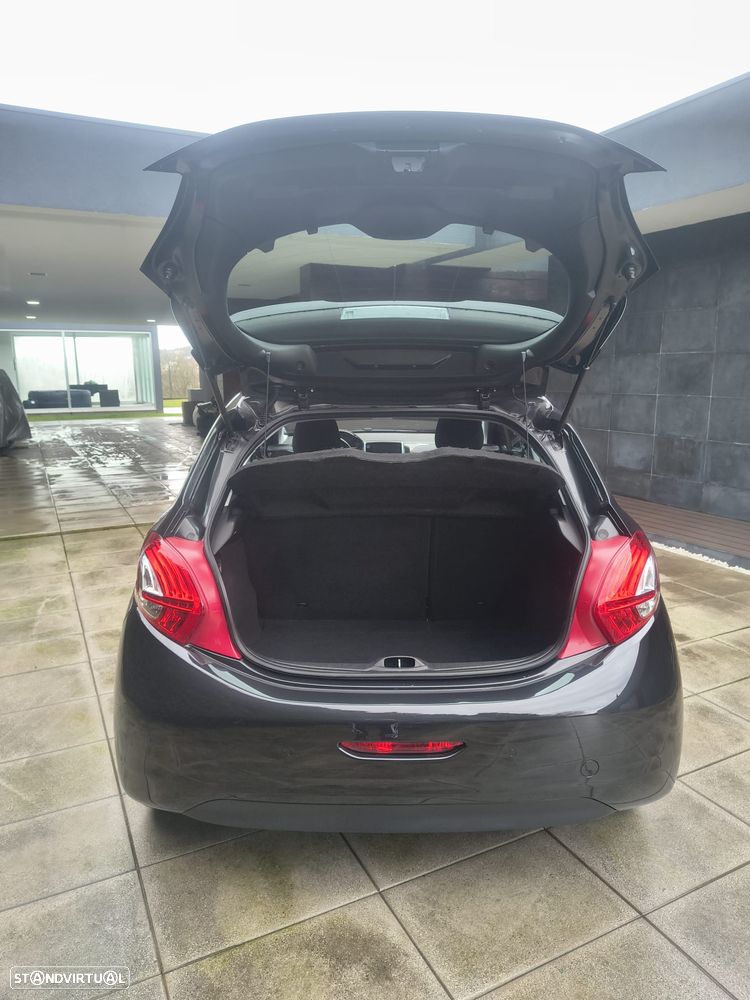 Peugeot 208 e-HDi 68 EGS5 Stop&Start Active - 23