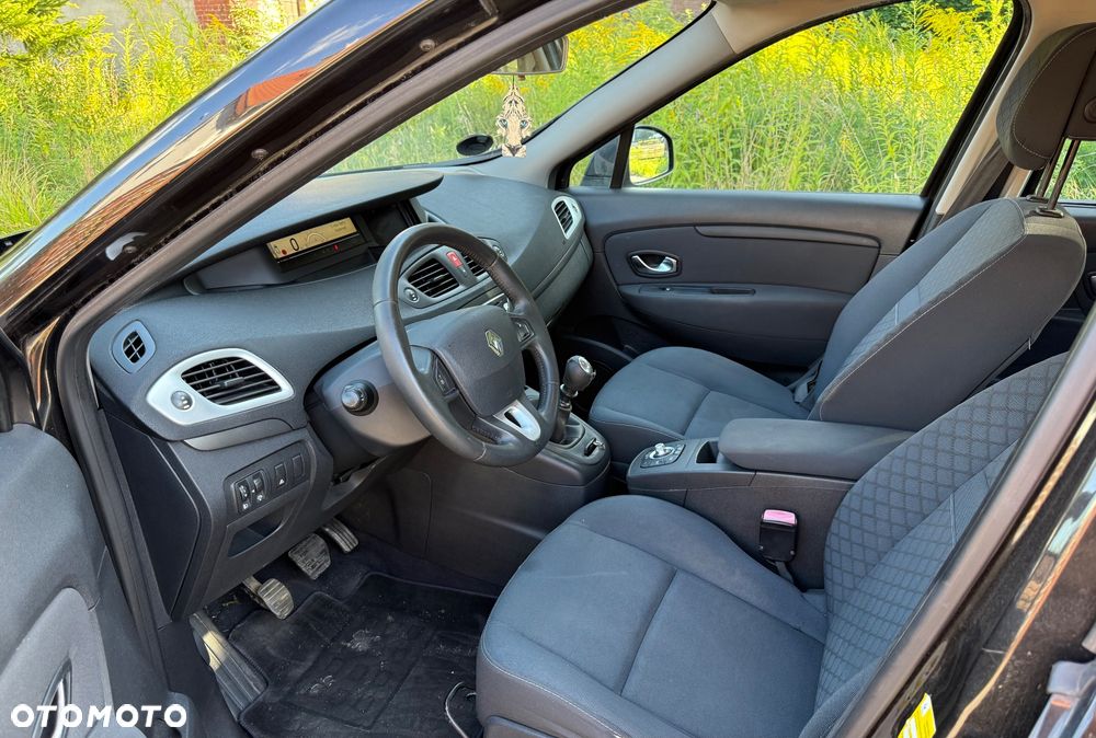 Renault Grand Scenic Gr 1.9 dCi Confort Expression - 19