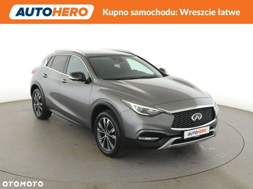 Infiniti QX30 2.0t DCT AWD Luxe Tech - 11