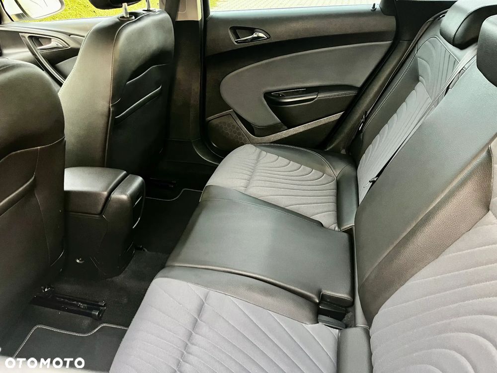 Opel Astra - 6