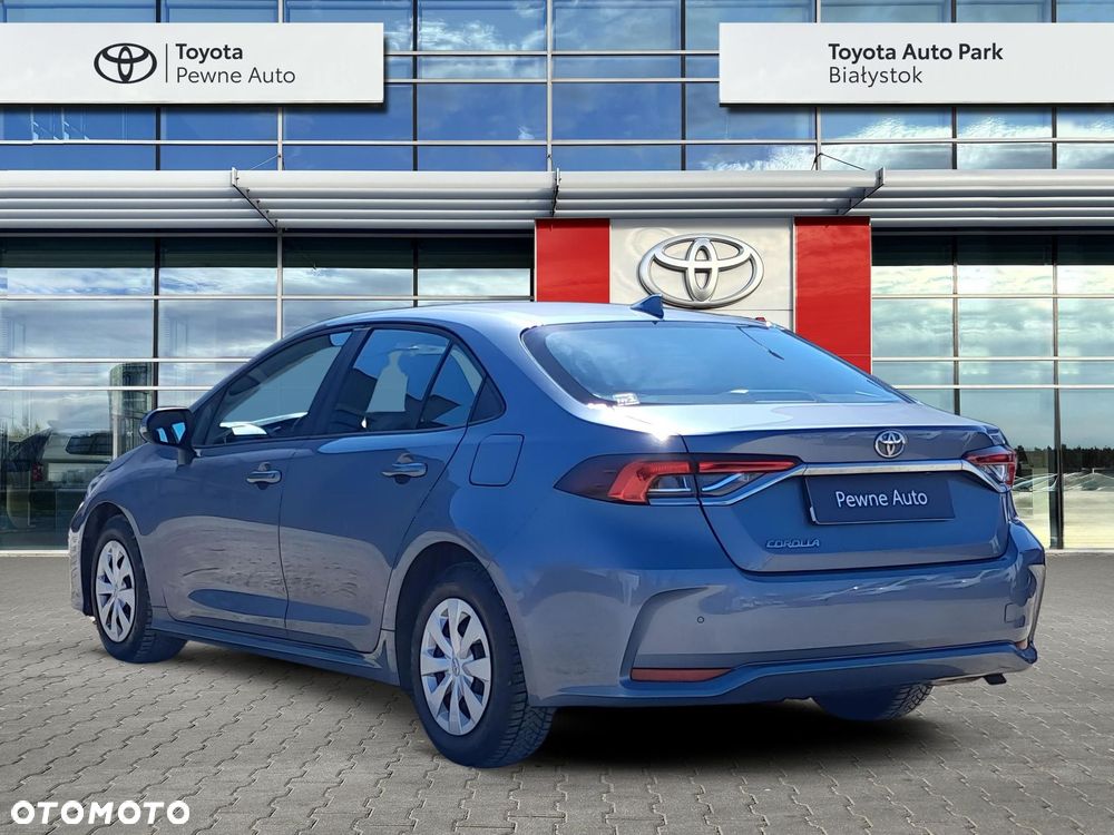 Toyota Corolla - 4