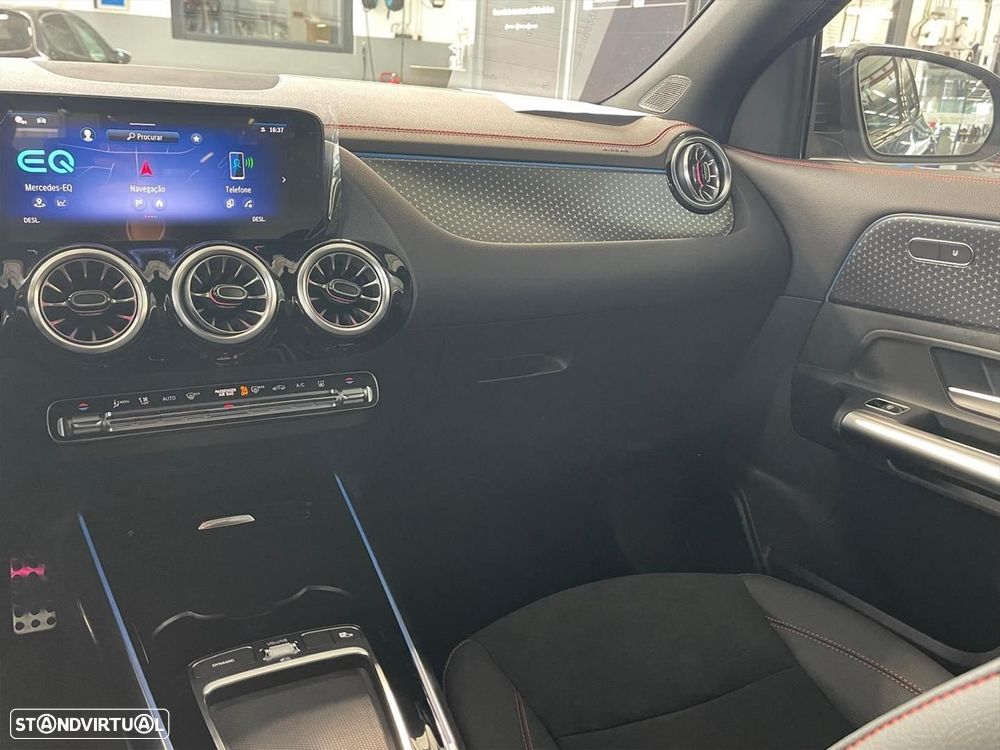 Mercedes-Benz EQA 250+ AMG Line - 12