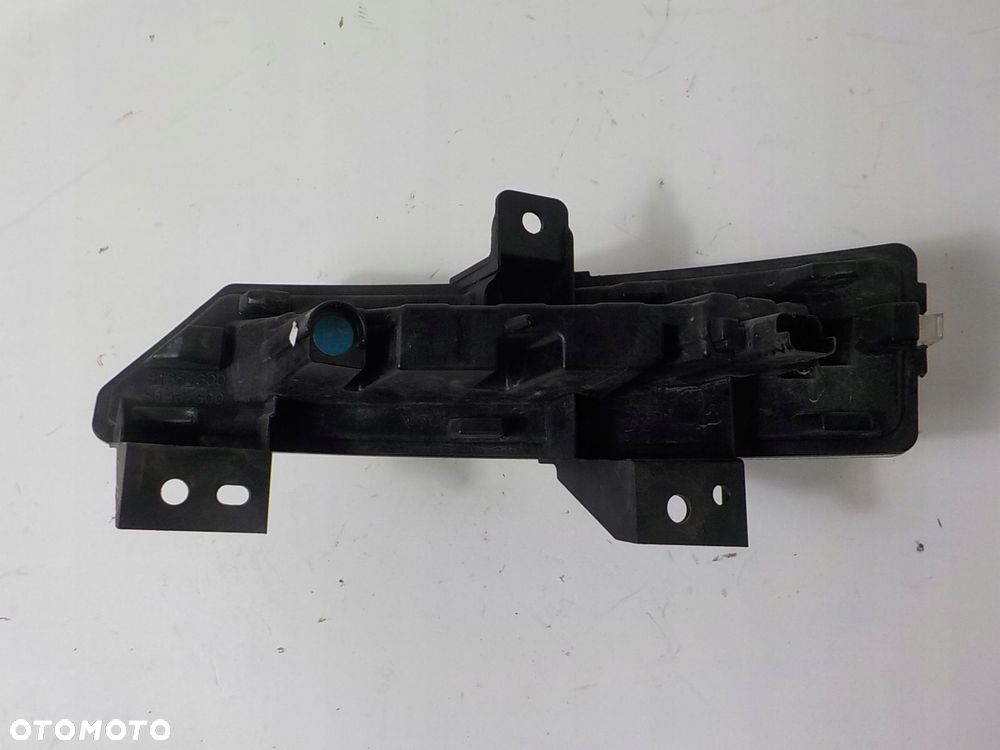 RENAULT MEGANE III HATCHBACK LAMPA PRZÓD LISTWA LED 266000984R - 7