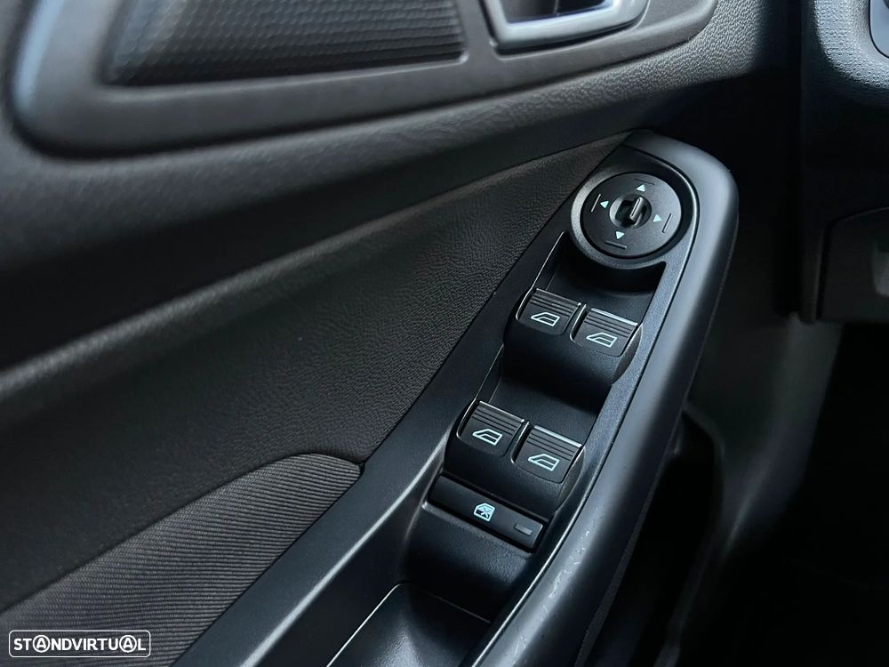Ford Fiesta 1.0 EcoBoost ST-Line X - 21
