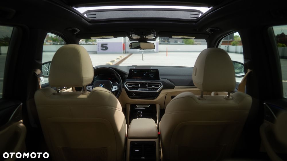 BMW X3 xDrive30i Luxury Line - 9