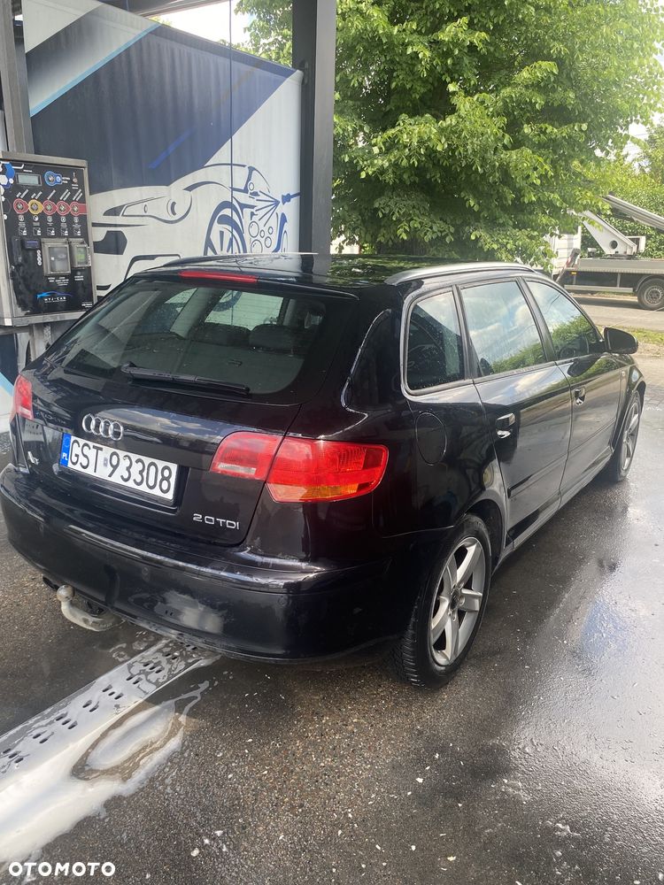 Audi A3 Sportback - 3