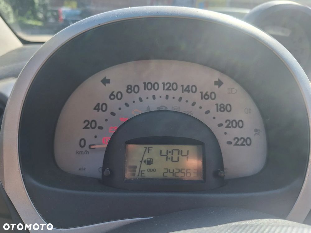 Daihatsu Sirion 1.3 ECO 4WD - 11